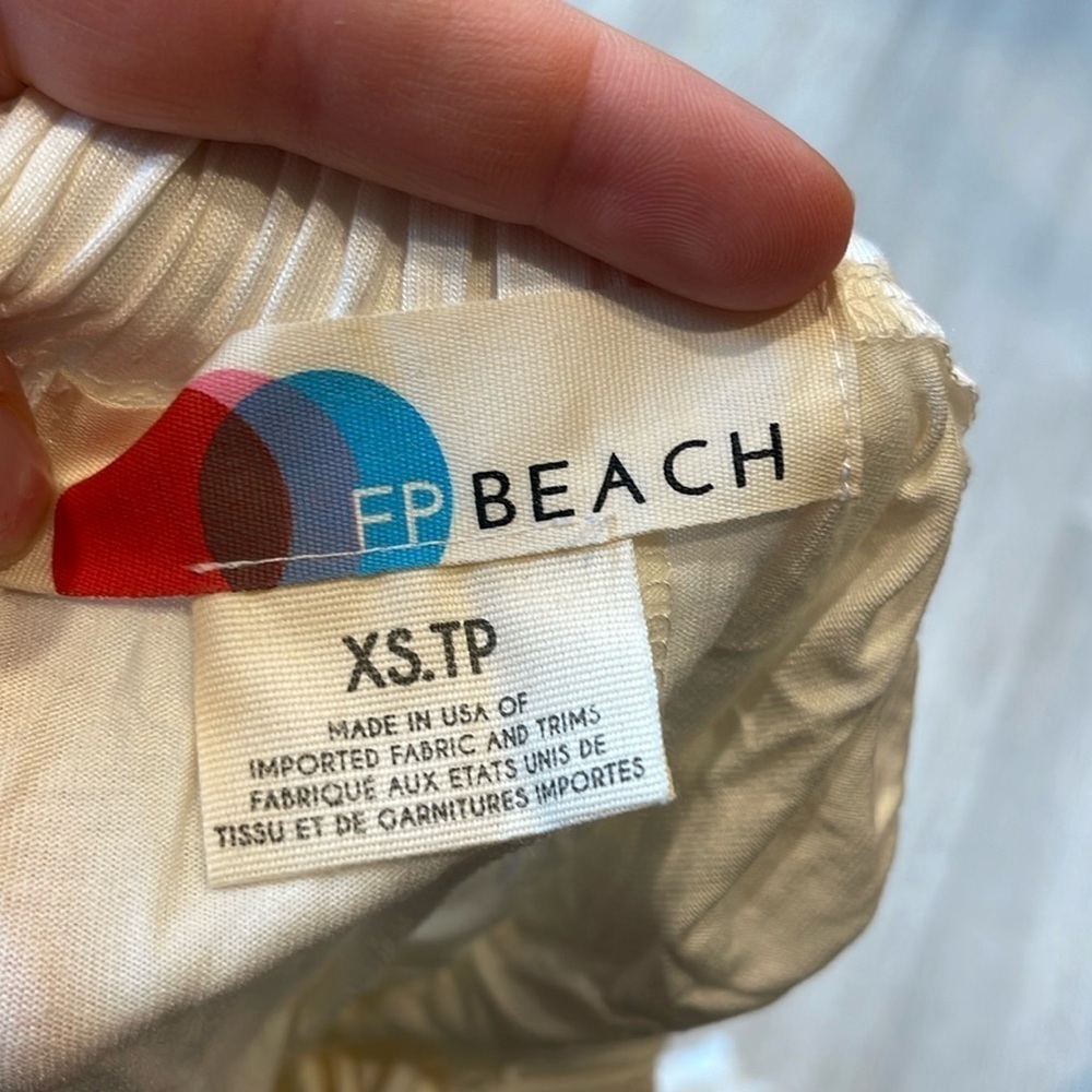 Free People Beach Redondo Romper in White Size X-Small - Picture 4 of 9